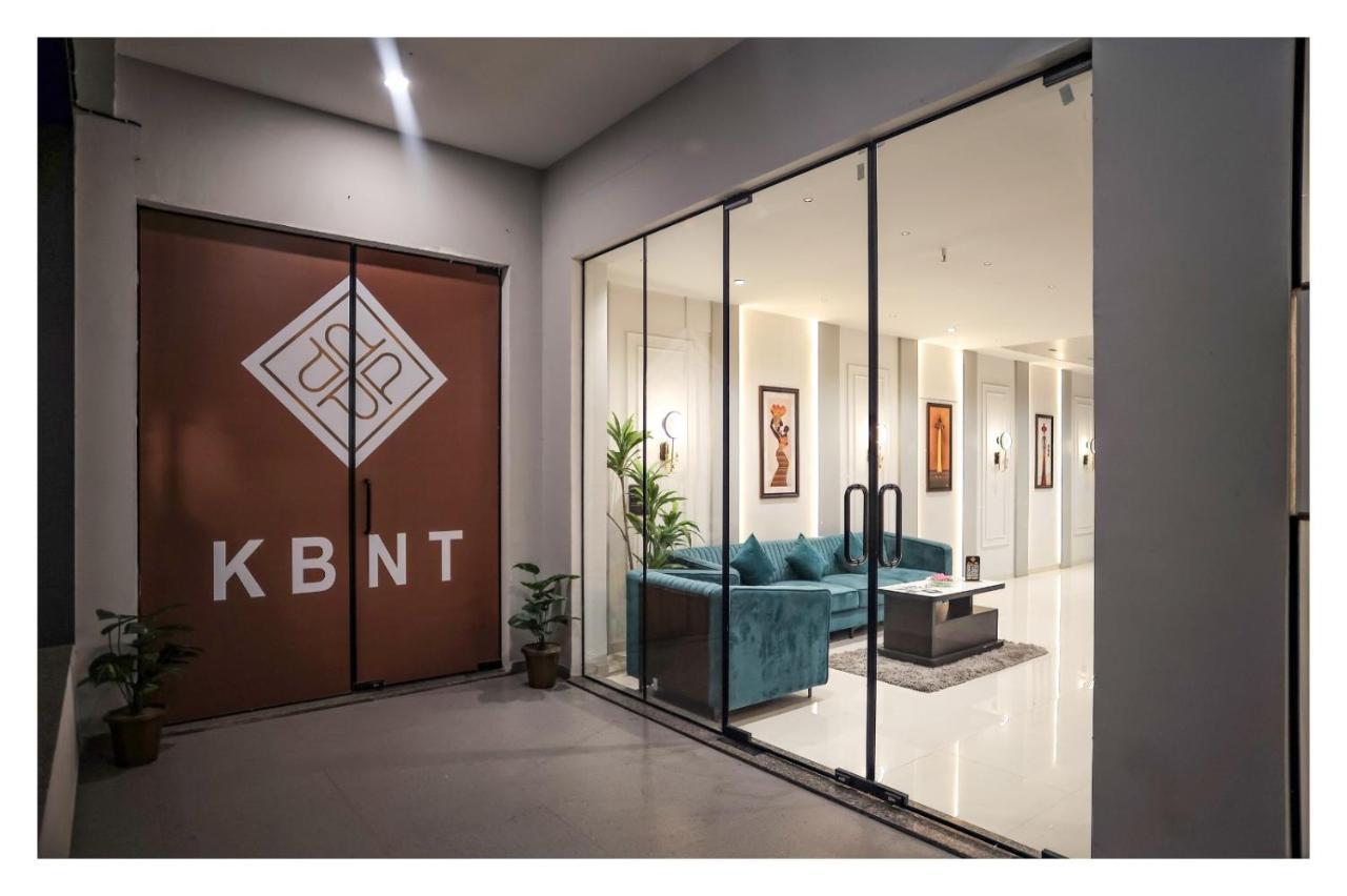 Hotel The Parker Inn By Kbnt Group Surat Exterior photo