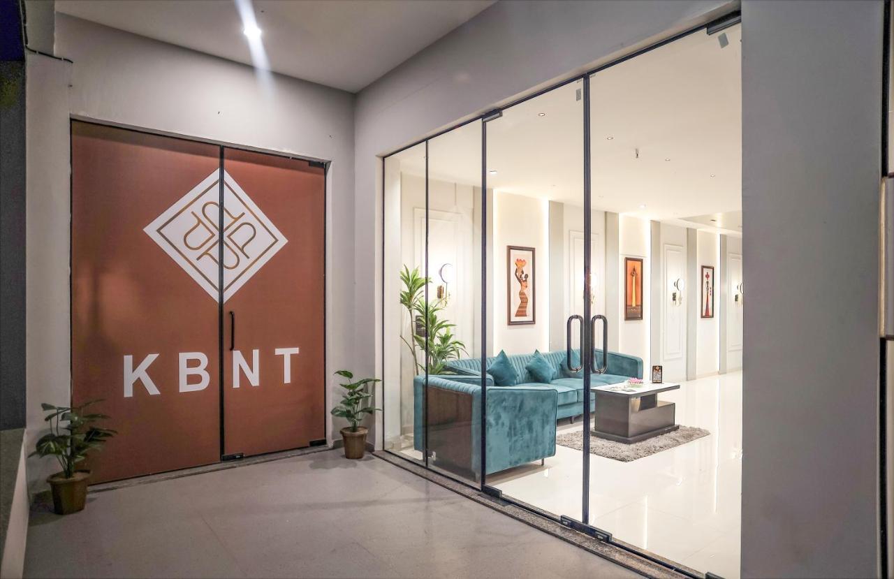 Hotel The Parker Inn By Kbnt Group Surat Exterior photo